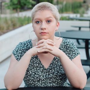 Meet your Posher, Karlin